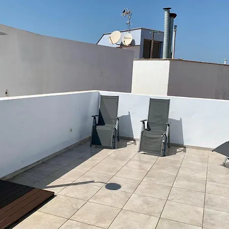 Lux Solarium Petite *